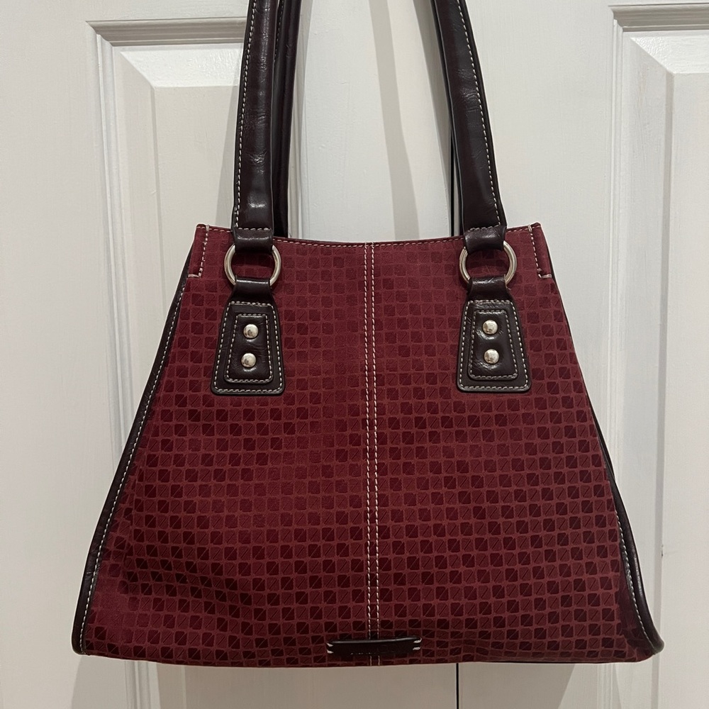 Nine and Co burgundy purse